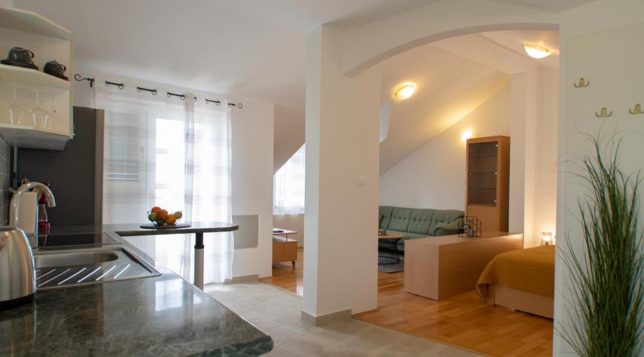 Mozart Apartments Башка-Вода Экстерьер фото